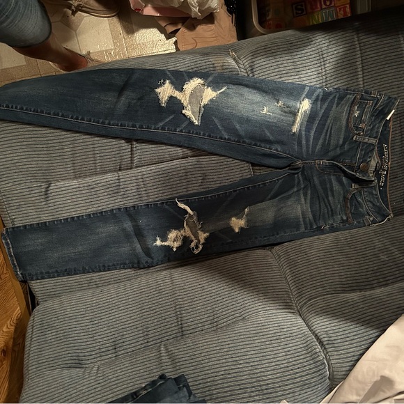 American eagle - Picture 1 of 2